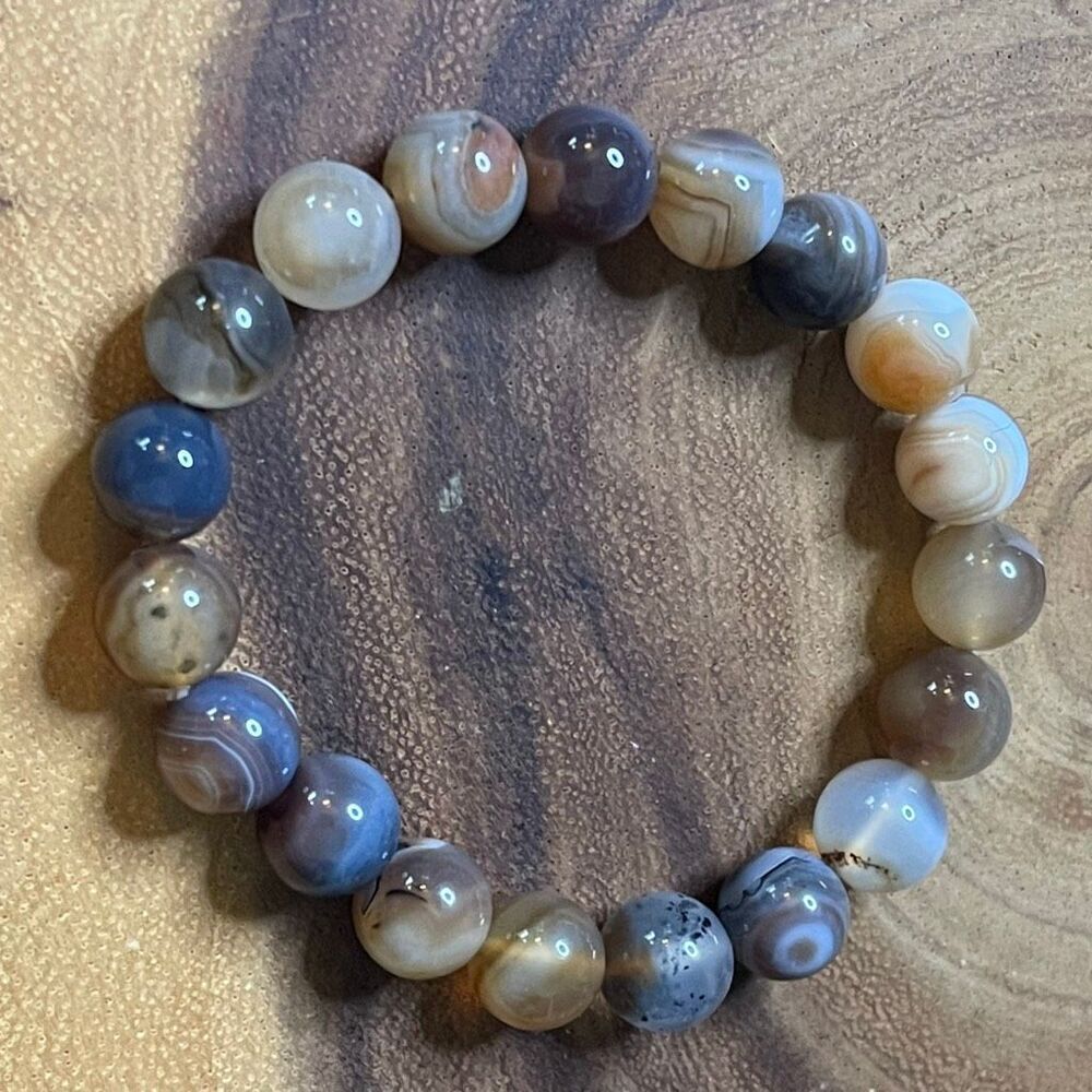 Botswana Agate beaded 10mm beads stretch bracelet striped natural dendrites dend